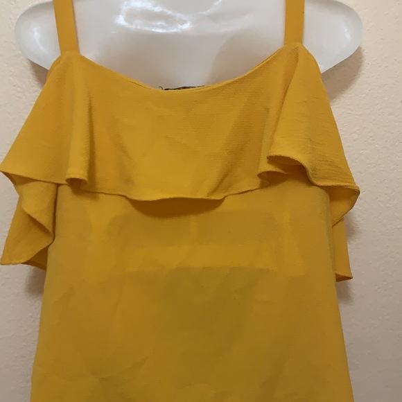 BUNDLE‎ - 3 tops!! - Picture 8 of 8